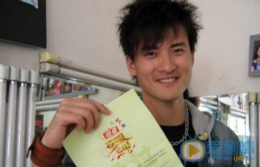 赫子銘是富二代嗎？赫子銘家庭背景是什麼