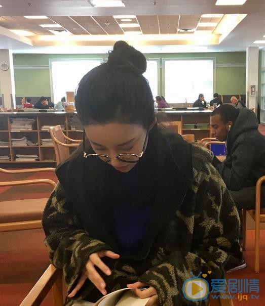 你和我的傾城時光厲靳媛是誰演的?厲靳媛扮演者劉凡菲個人資料、寫真及生活照欣賞