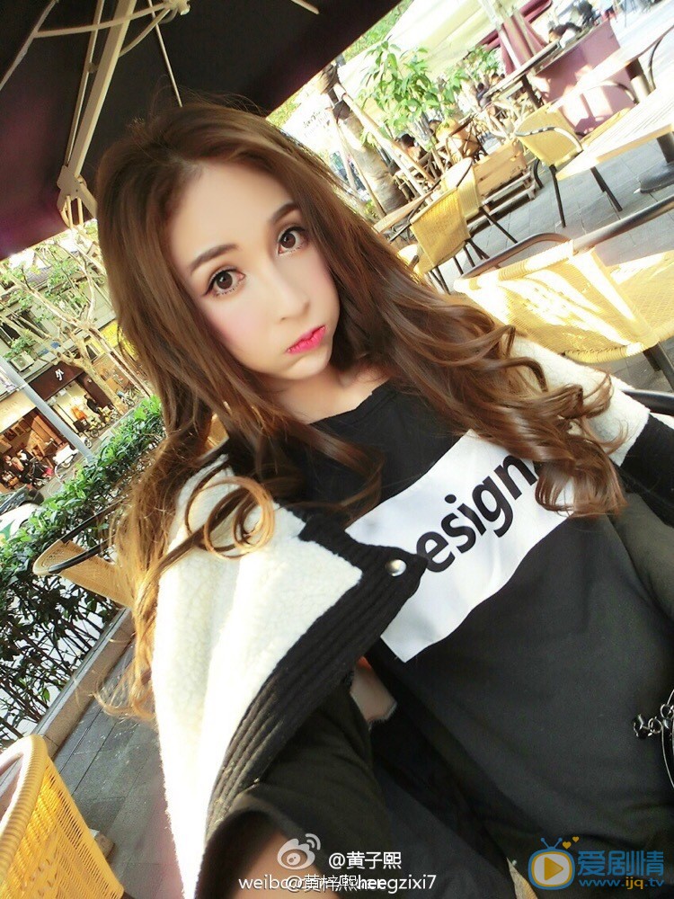 老九門莫測扮演者黃梓熙寫真及生活照欣賞