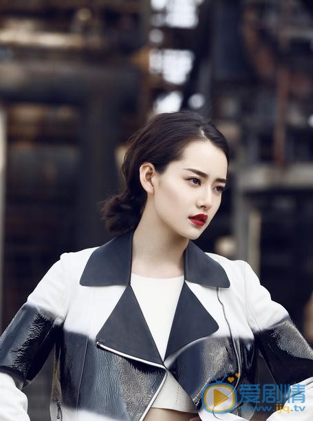 夏至未至程七七是誰扮演的？程七七扮演者柴碧雲個人資料、寫著及生活照欣賞