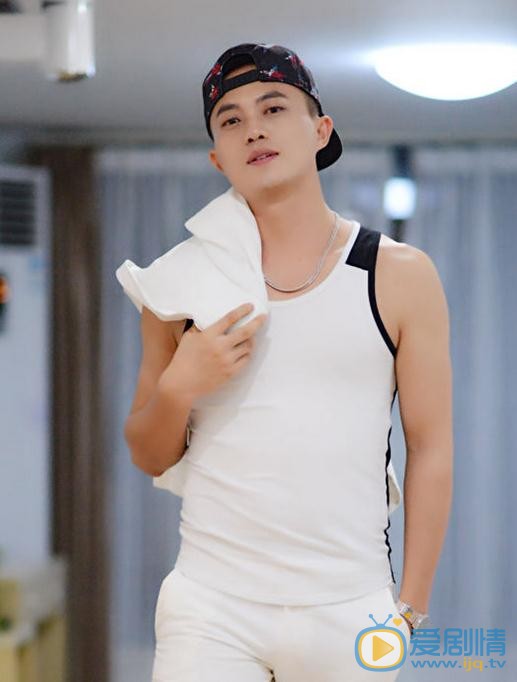 一路繁花相送阿Ken是誰扮演的？阿Ken扮演者李應七個人資料、寫真及生活照欣賞