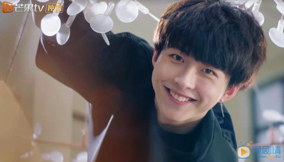 我的奇妙男友2之戀戀不忘薛靈喬和雲臻是什麼關係