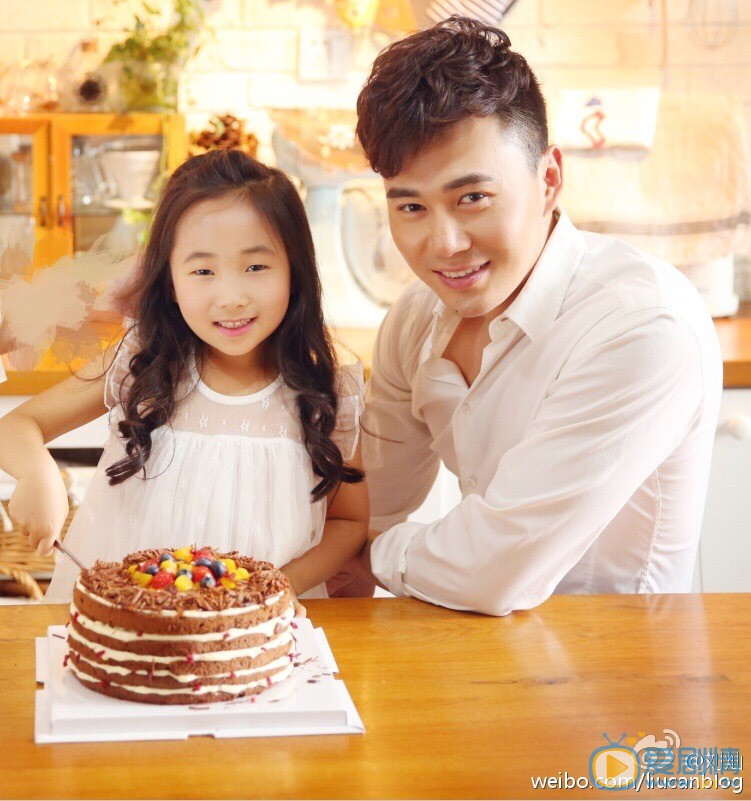 劉屹宸個人資料簡介 劉屹宸和女兒丸子合照