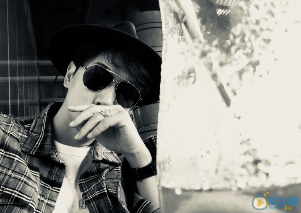 鳴鴻傳沈十五是誰演的？沈十五扮演者張亮個人資料、寫真及生活照欣賞