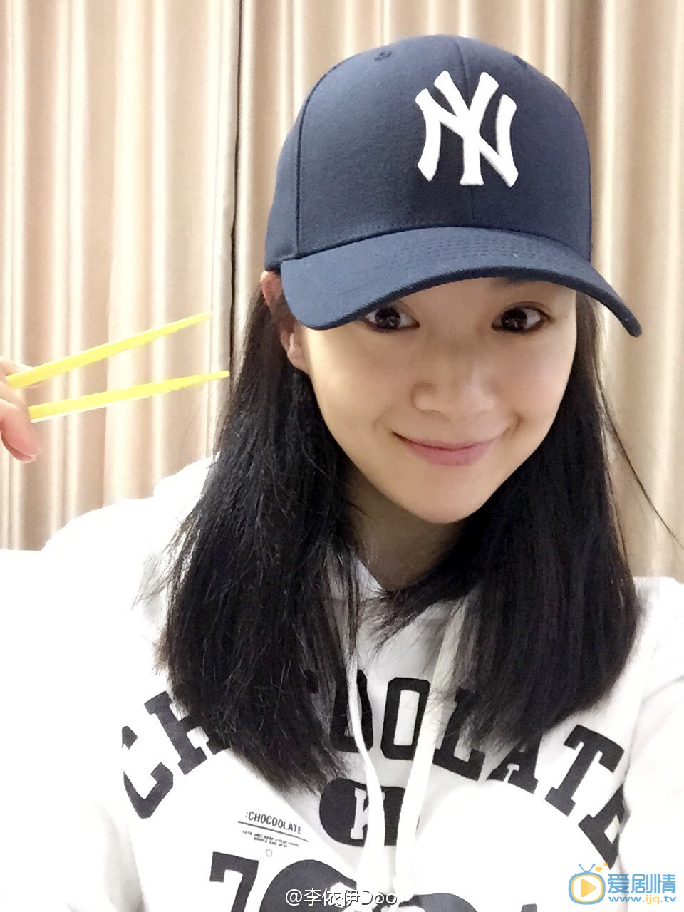 守衛者浮出水面張妍扮演者李依伊圖片