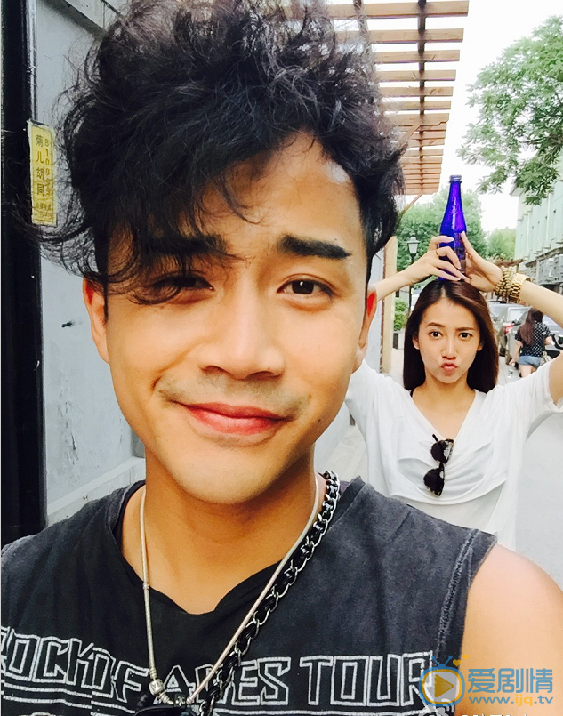 怒江之戰小刀子是誰扮演的?小刀子扮演者李茂老婆是誰?李茂弦子生活照