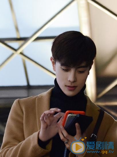 擇天記苟寒食是誰？苟寒食扮演者馮荔軍個人資料介紹