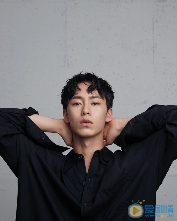 李宰旭個人資料簡介 李宰旭演藝經歷 李宰旭帥氣寫真圖片