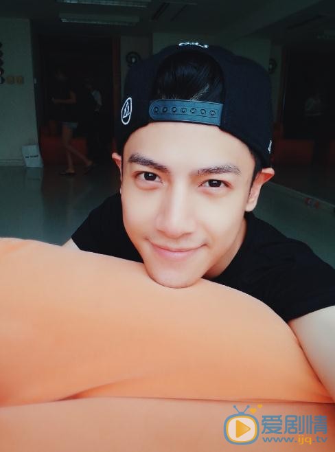 兒科醫生申赫是誰演的?兒科醫生申赫扮演者羅雲熙個人資料、寫真及生活照欣賞