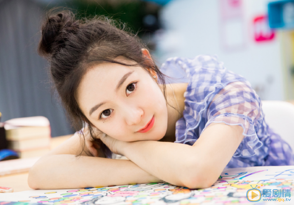 管金麟個人資料簡介 管金麟演藝經歷 管金麟甜美寫真