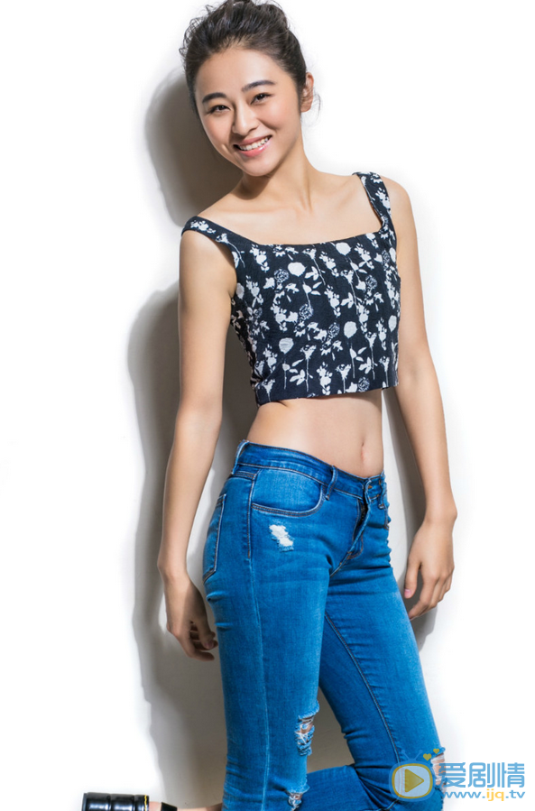 白鹿原冷秋月是誰演的？冷秋月扮演者小斯琴高娃個人資料及生活寫真照欣賞