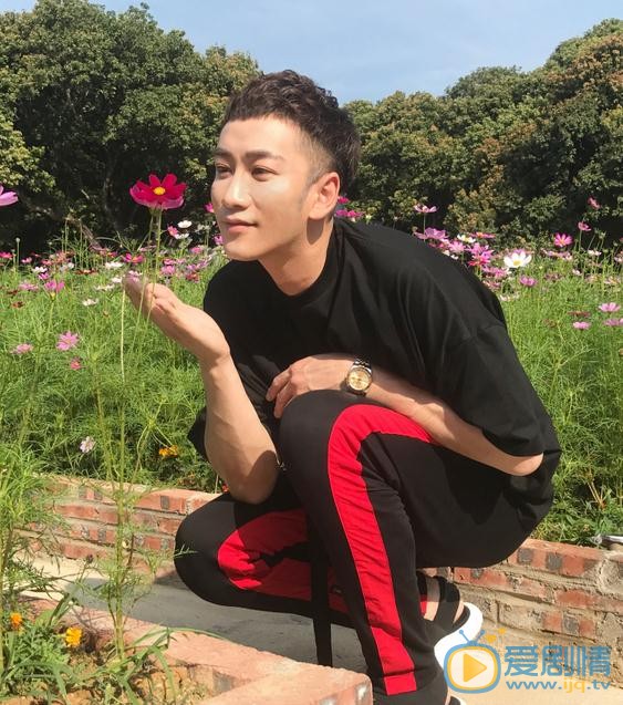 醉玲瓏蕭續是誰演的？醉玲瓏蕭續扮演者毛方圓個人資料介紹、寫真及生活照欣賞