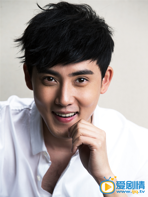 愛的階梯張睿曬造型 白襯衫魅力爆表 愛的階梯劇情介紹