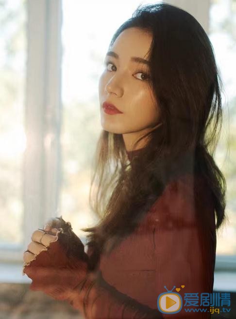 軒轅劍之漢之雲端蒙是誰扮演的？軒轅劍之漢之雲端蒙扮演者代斯個人資料、寫真及生活照欣賞