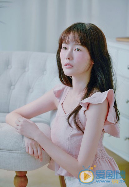 王心嫚個人資料簡介 王心嫚演藝經歷