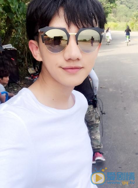 凡人的品格展昭是誰演的？凡人的品格展昭扮演者梁振倫個人資料、寫真及生活照欣賞