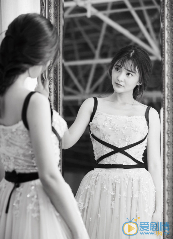 武佳軒個人資料簡介 武佳軒演藝經歷 武佳軒氣質寫真圖片