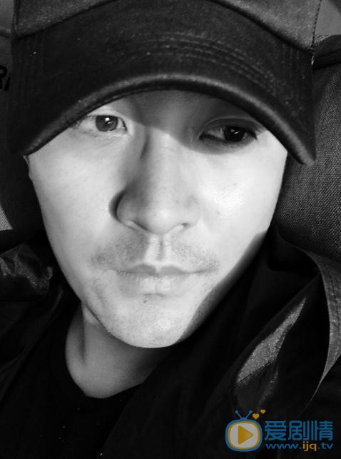 江河水沈亦威是誰演的？江河水沈亦威扮演者張粟個人資料、寫真及生活照欣賞