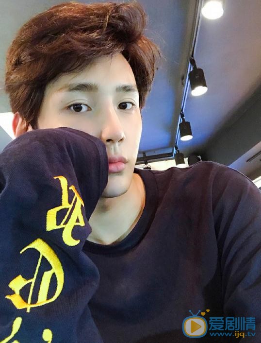 軒轅劍之漢之雲徒維是誰扮演的？軒轅劍之漢之雲徒維扮演者彥希個人資料、寫真及生活照欣賞