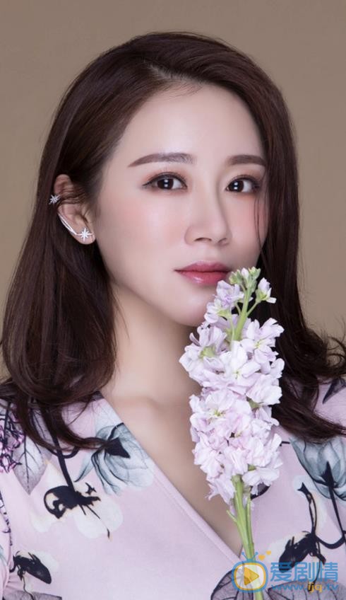 張芯寧個人資料簡介 張芯寧個人寫真