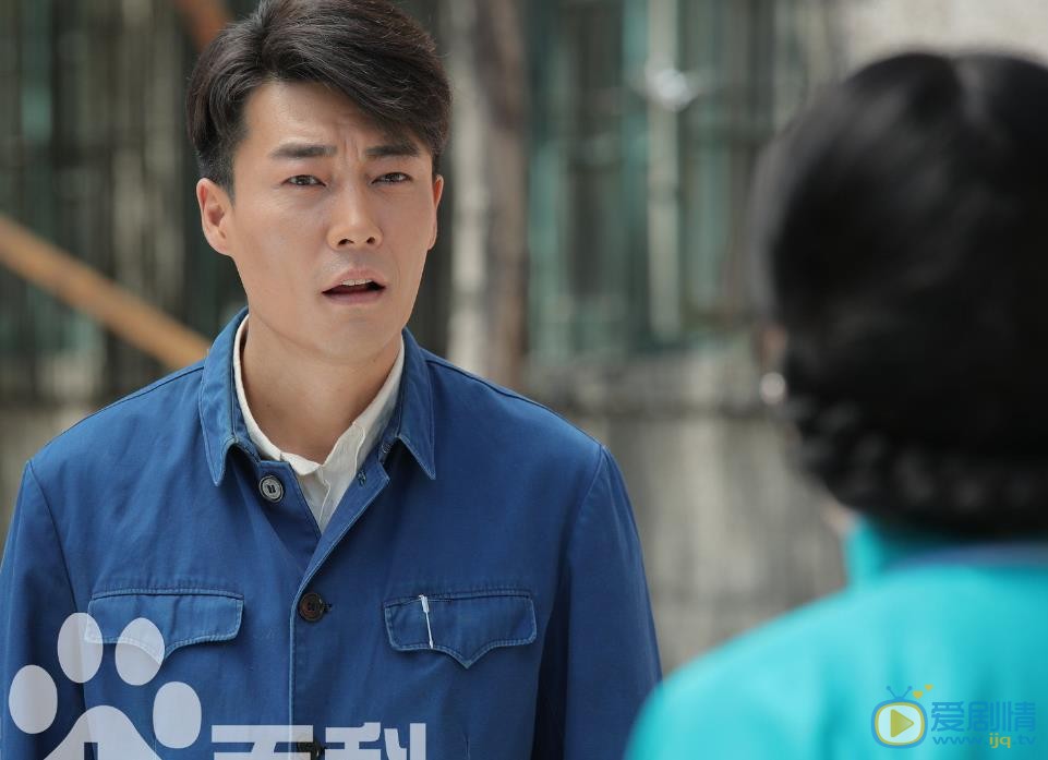 正陽門下小女人範金友是誰扮演的？範金友扮演著喬大韋個人資料、寫真生活照