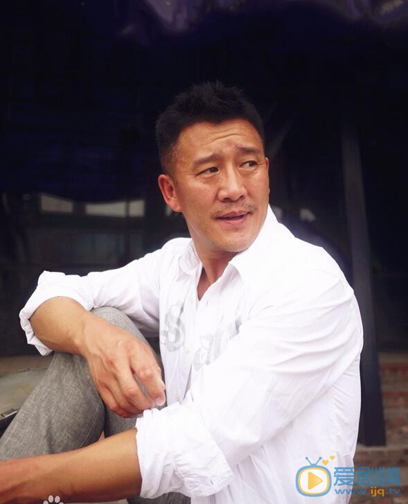  我的前半生老金是誰演的？老金扮演者侯岩松個人資料簡介