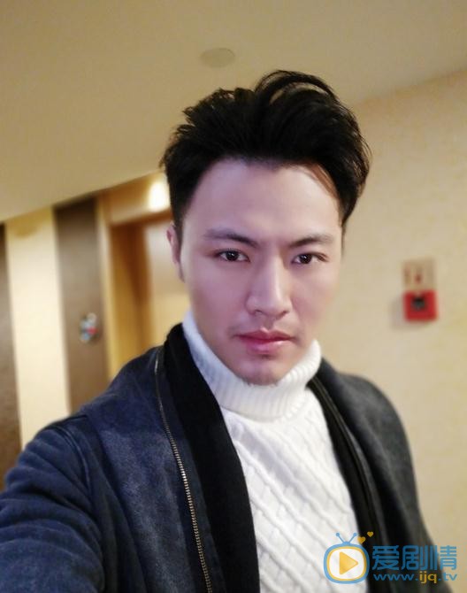 醉玲瓏衛長征是誰扮演的？醉玲瓏衛長征扮演者陳忻澤個人資料、寫真及生活照欣賞