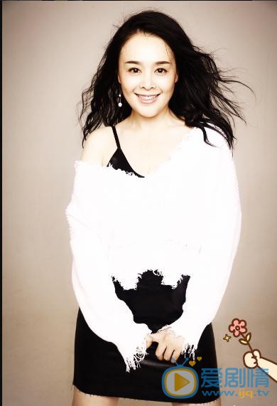 戀愛先生羅玥的母親劉珍珍是誰扮演的？羅玥的母親劉珍珍扮演者崔奕個人資料、寫真及生活照欣賞