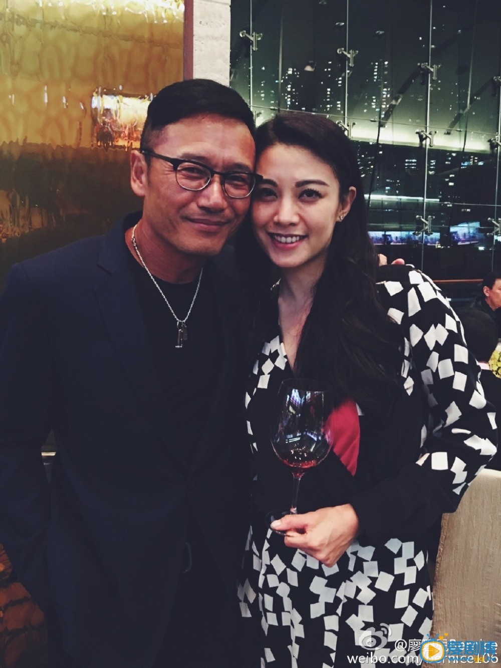 劉海戲金蟾莫彤扮演者廖碧兒寫真及生活照欣賞