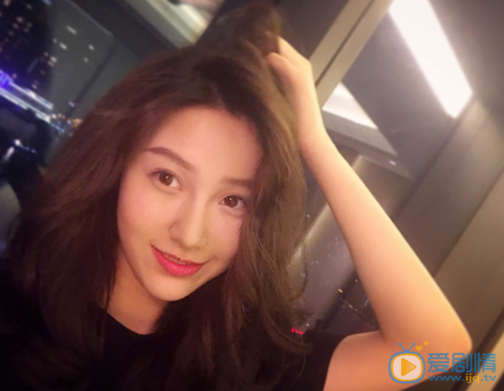  浪花一朵朵向陽陽是誰演的？向陽陽扮演者王子璇個人資料及生活寫真照欣賞