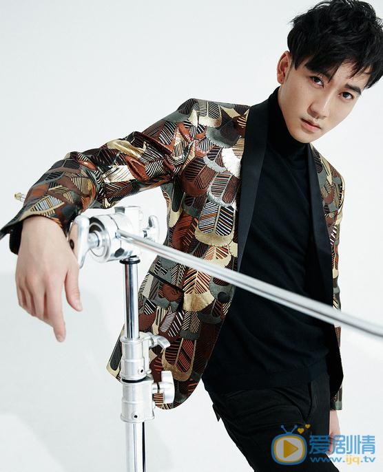 醉玲瓏蕭續是誰演的？醉玲瓏蕭續扮演者毛方圓個人資料介紹、寫真及生活照欣賞