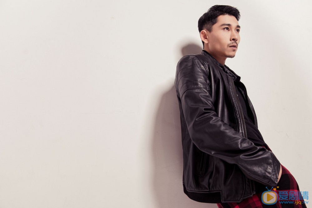 鞠帛展個人資料 鞠帛展演藝經歷 鞠帛展寫真圖片