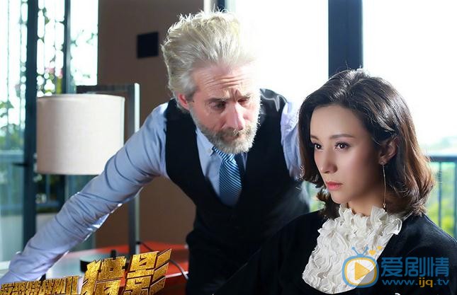 反恐特戰隊之獵影曝海報 超燃軍人正氣熱血反恐較量