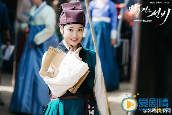 夜行書生熱播 李侑菲高清劇照曝光