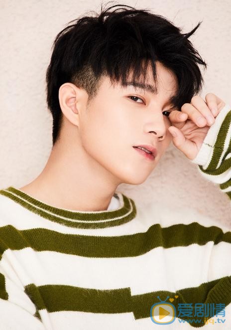 青春警事汪子成是誰演的？汪子成扮演者楊廷東個人資料、寫真及生活照欣賞