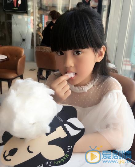 因為遇見你金依蓓是誰扮演的？金依蓓扮演者王芷璇個人資料介紹