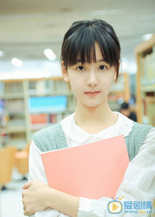 陳都靈個人資料簡介 陳都靈個人經歷及家庭背景介紹 陳都靈寫真生活照