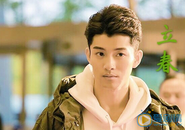  春風十里不如你小白是誰演的？小白扮演者陳奕龍個人資料及寫真生活照欣賞