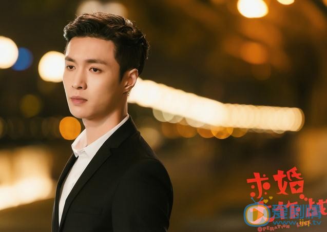 中國版《求婚大作戰》將播 張藝興西裝照變身憂鬱小王子