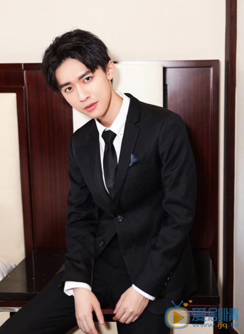 火王之破曉之戰昊玥是誰演的？昊玥扮演者張逸傑個人資料、寫真及生活照欣賞