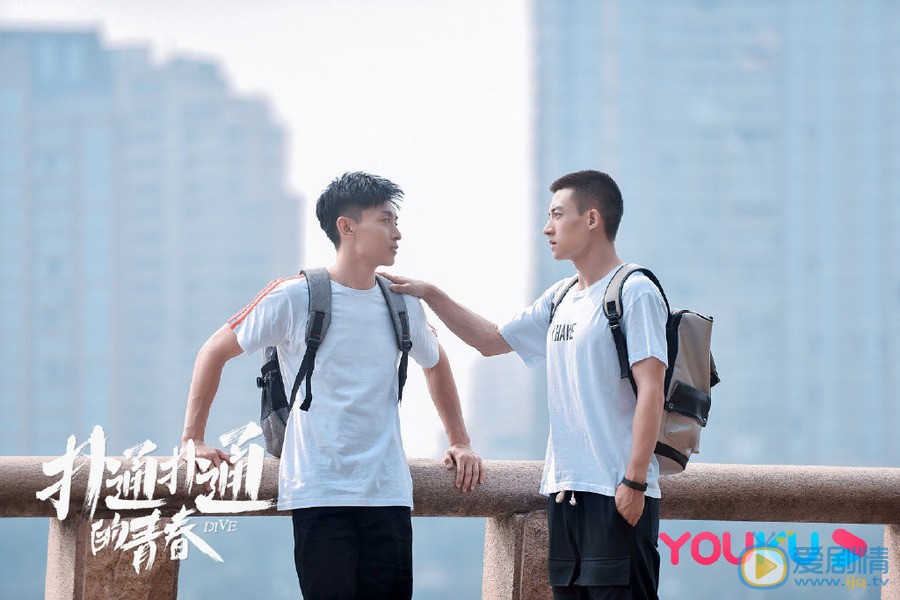 撲通撲通的青春江白龍和維特是什麼關係？他們之間的關係如何？