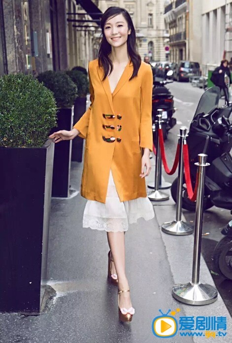 父親的身份林莎的扮演者是誰?林莎是誰演的?林莎的扮演者齊溪個人資料介紹及高清生活照欣賞