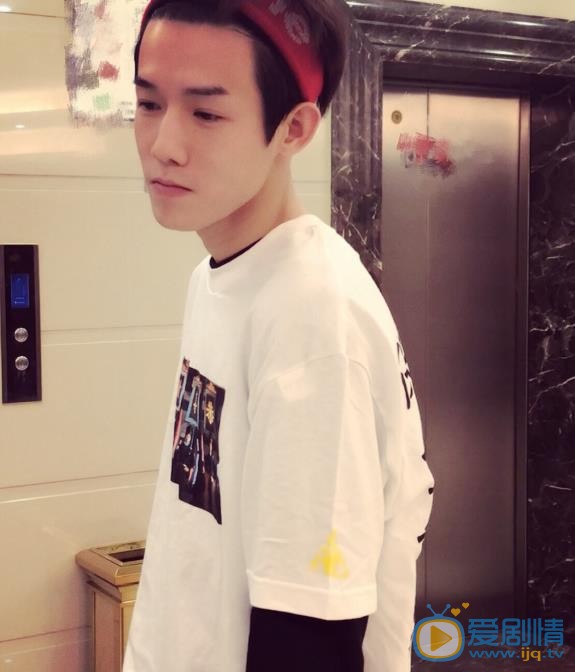 沙海楊好是誰扮演的？沙海楊好扮演著朱戩個人資料、寫真生活照