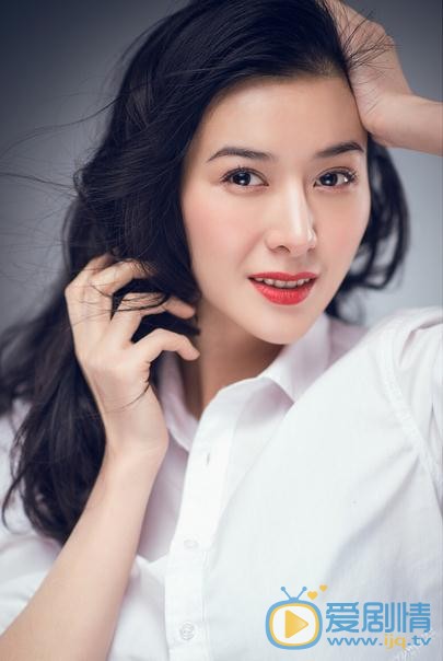 甄錫個人資料簡介 甄錫寫真