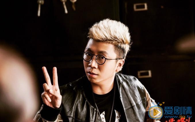  人民的名義鄭勝利是誰演的？鄭勝利扮演者闞犇犇個人資料介紹