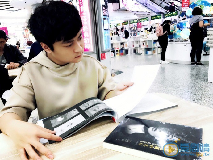 李奎個人資料簡介 李奎個人經歷 李奎寫真圖片