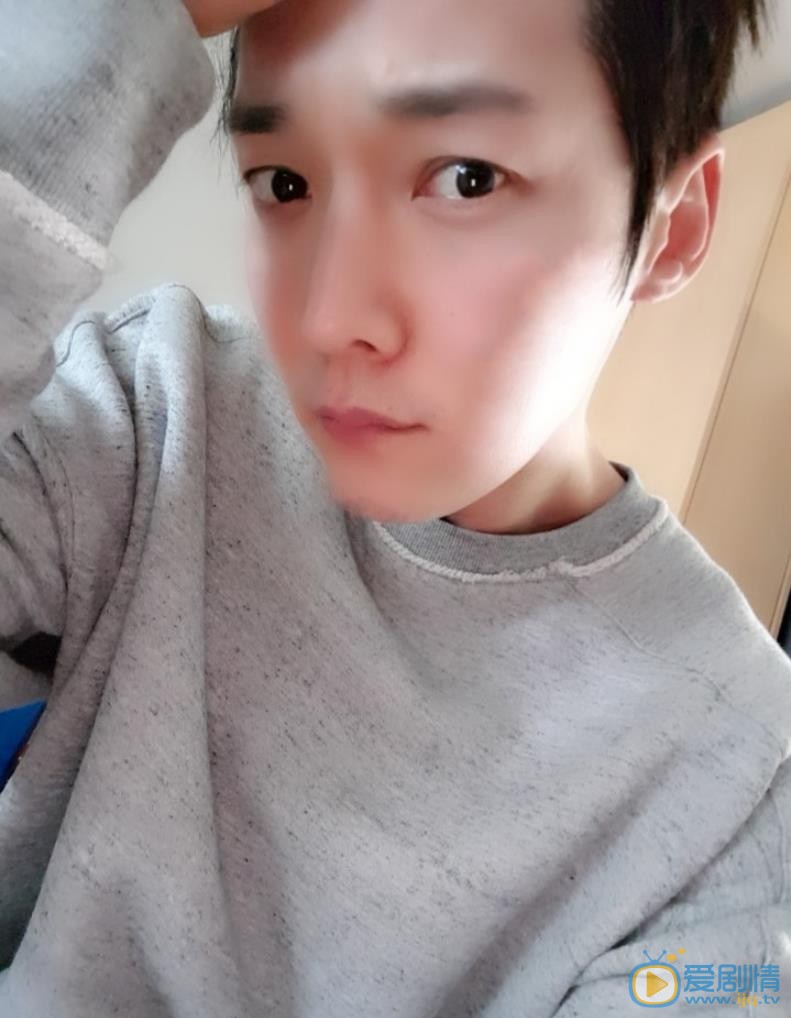 皇后的品格羅王植是誰演的？皇后的品格羅王植扮演者崔振赫個人資料、寫真及生活照欣賞