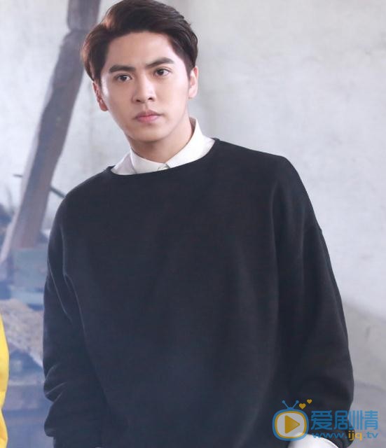 黃新皓個人資料簡介 黃新皓《末法王座》劇照