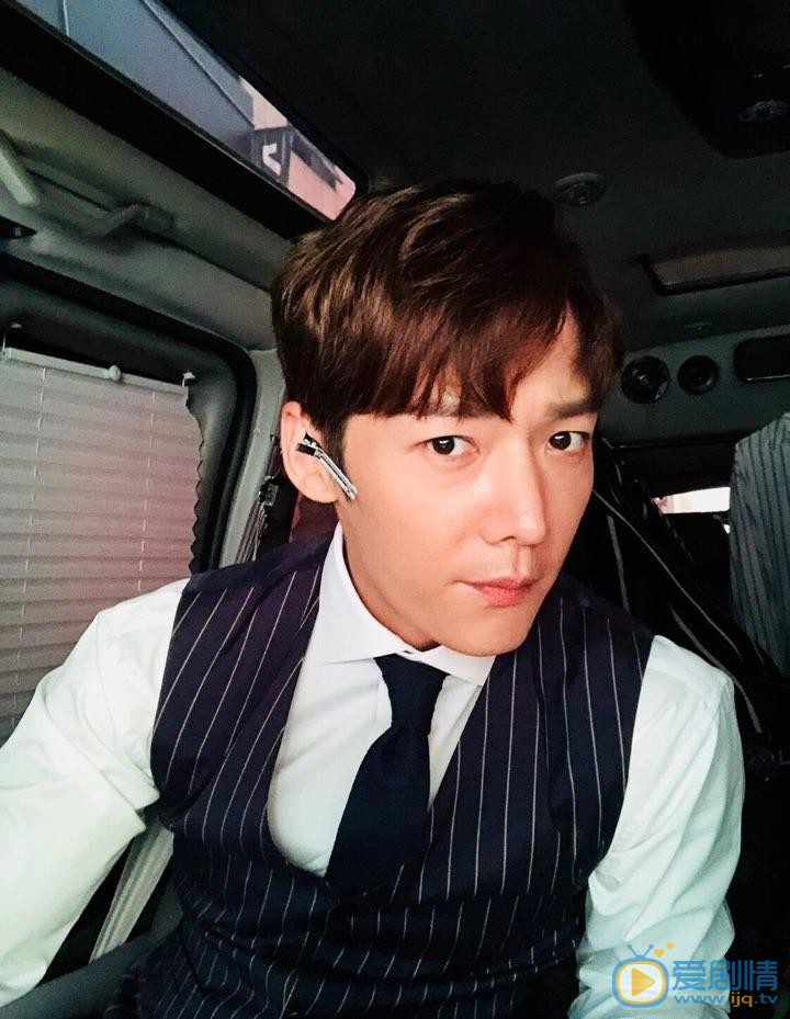 皇后的品格羅王植是誰演的？皇后的品格羅王植扮演者崔振赫個人資料、寫真及生活照欣賞