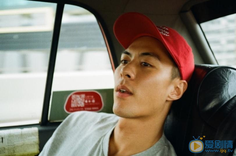 許你浮生若夢許星程是誰演的？許星程扮演者朱鑒然個人資料、寫真及生活照欣賞